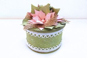 Project: Recycled Tape Roll Gift Box