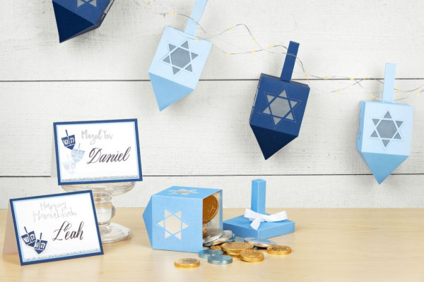 Hanukkah Place Cards and Banner