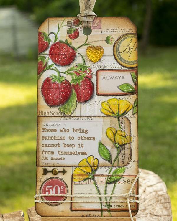 Vintage Strawberry Tag