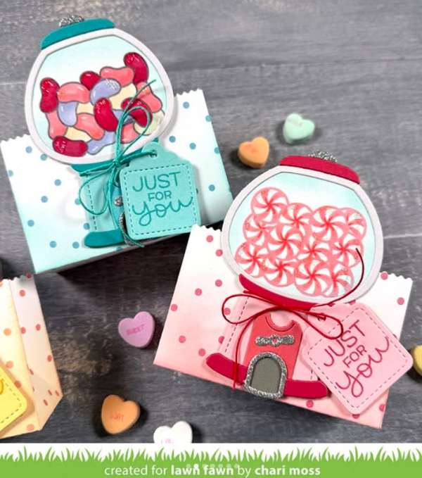 12 Valentine's Day Handmade Treat Bags and Boxes